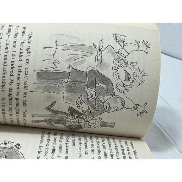 Charlie and the Chocolate Factory by Roald Dahl Golden Ticket 1998 - Picture 9 of 16